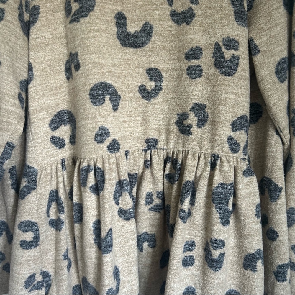 LuLaRoe Women’s Nanette Open Front Leopard Print Cardigan - Size L - Picture 6 of 6